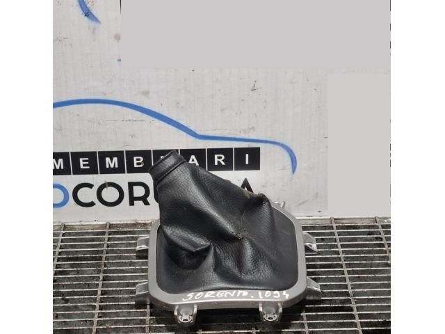 bontott KIA SORENTO Váltószoknya