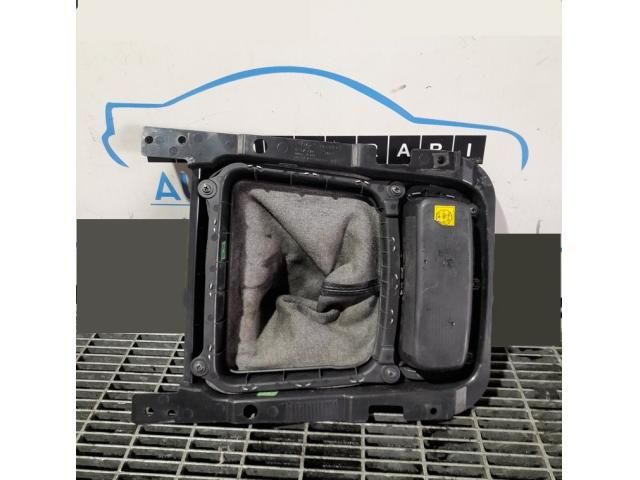 bontott KIA SORENTO Váltószoknya