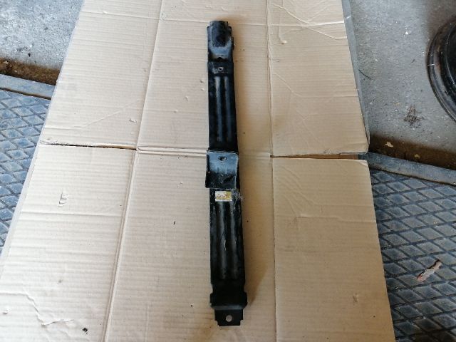 bontott KIA SORENTO Vízhűtő Radiátor Tartó