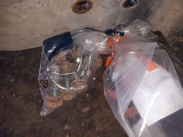 bontott KIA SORENTO Vonóhorog