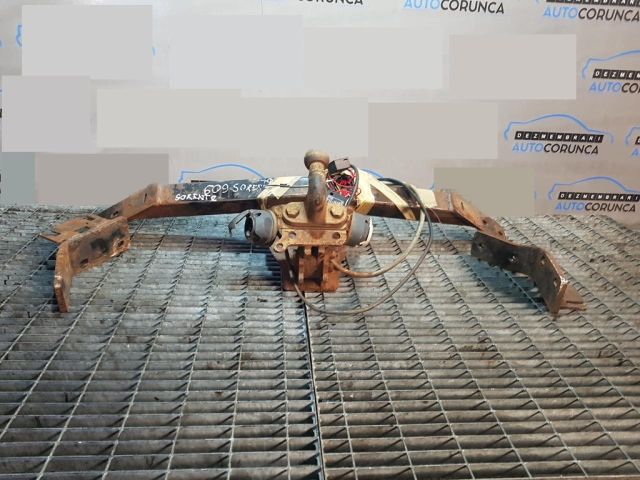 bontott KIA SORENTO Vonóhorog