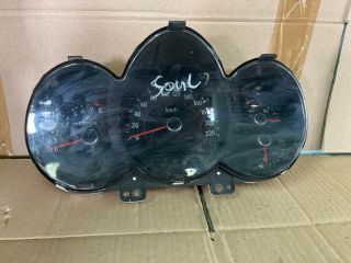 bontott KIA SOUL Kilométeróra