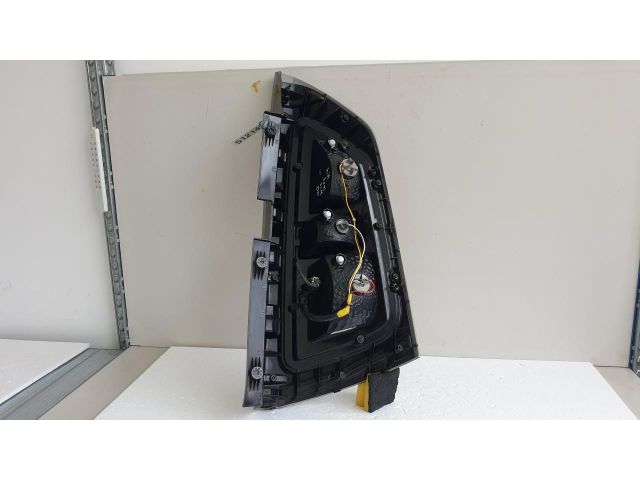 bontott KIA SOUL Bal Külső Hátsó Lámpa