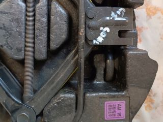 bontott KIA SOUL Emelő