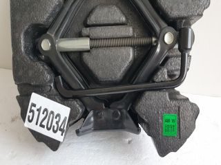 bontott KIA SOUL Emelő