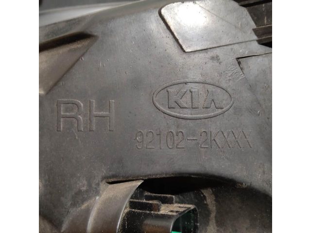 bontott KIA SOUL Jobb Fényszóró