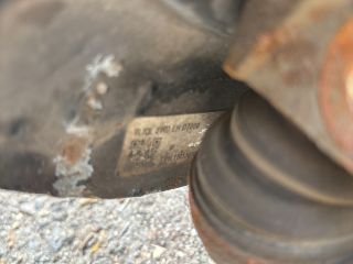 bontott KIA SPORTAGE Bal első Gólyaláb (Lengécsillapító, Rugó)