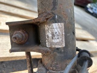 bontott KIA SPORTAGE Bal első Gólyaláb (Lengécsillapító, Rugó)