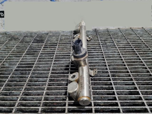 bontott KIA SPORTAGE Közösnyomócső