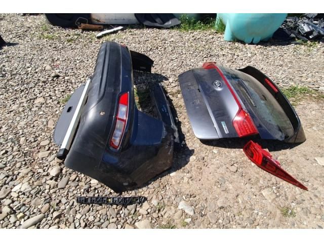 bontott KIA SPORTAGE Bal első Csonkállvány