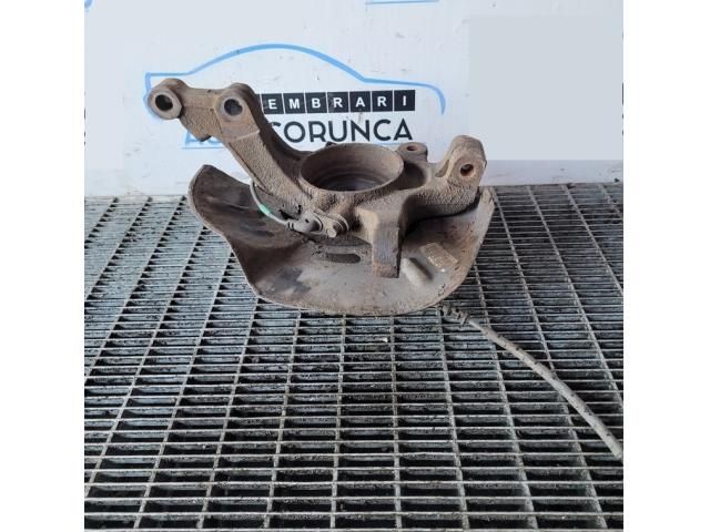 bontott KIA SPORTAGE Bal első Csonkállvány