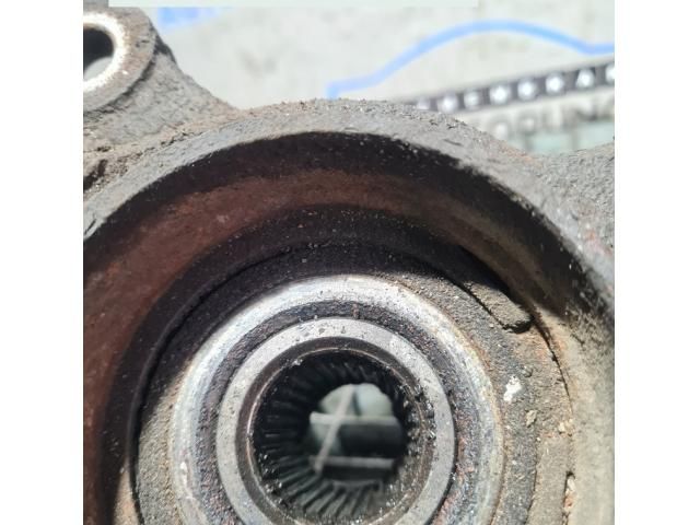 bontott KIA SPORTAGE Bal első Csonkállvány