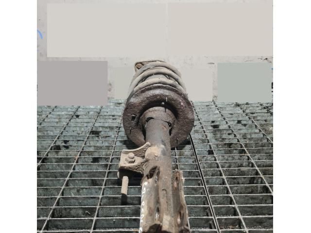 bontott KIA SPORTAGE Bal első Lengéscsillapító