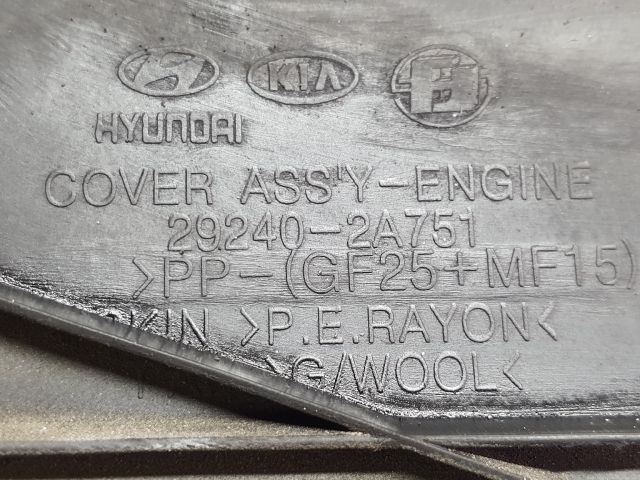 bontott KIA SPORTAGE Felső Motorburkolat