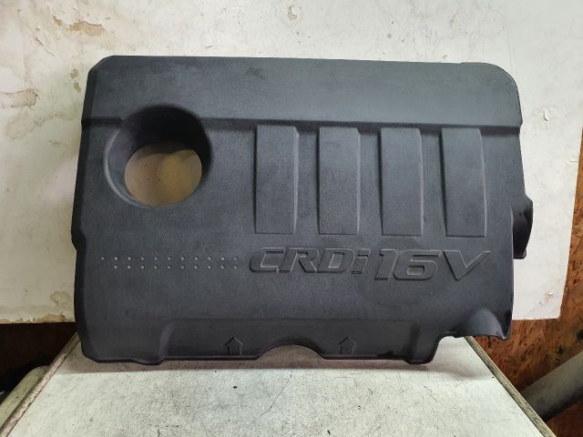 bontott KIA SPORTAGE Felső Motorburkolat