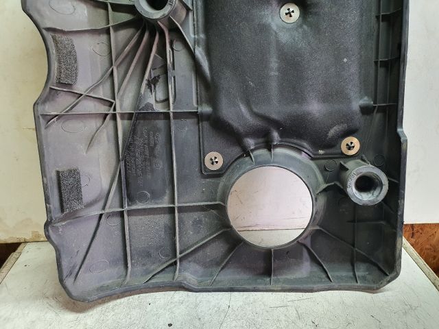 bontott KIA SPORTAGE Felső Motorburkolat