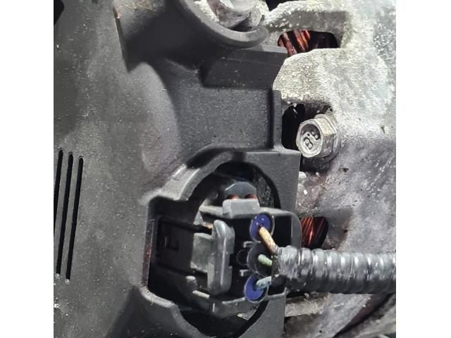 bontott KIA SPORTAGE Generátor