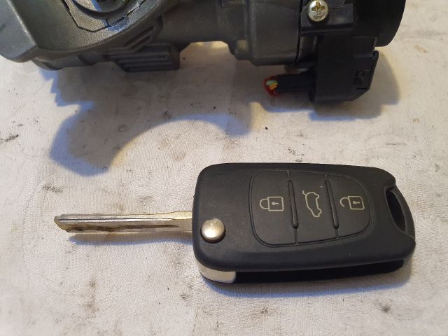 bontott KIA SPORTAGE Gyújtáskapcsoló Házzal