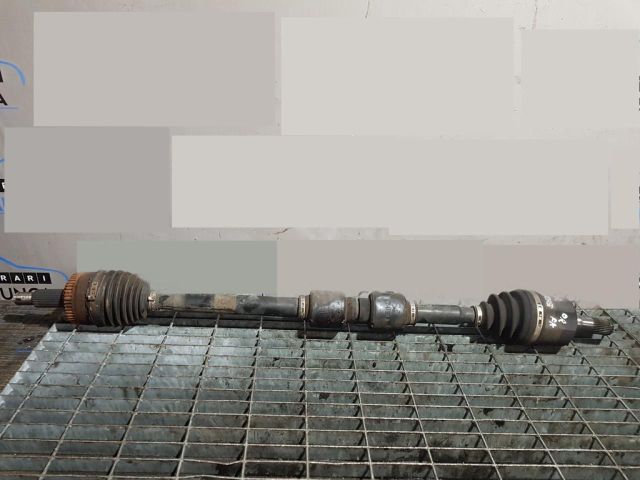 bontott KIA SPORTAGE Jobb Féltengely