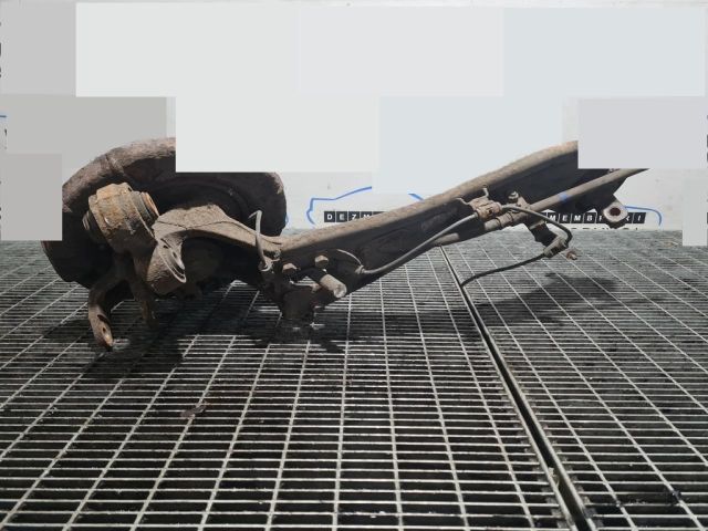 bontott KIA SPORTAGE Jobb hátsó Csonkállvány