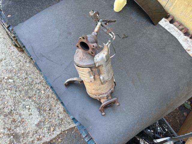 bontott KIA SPORTAGE Katalizátor