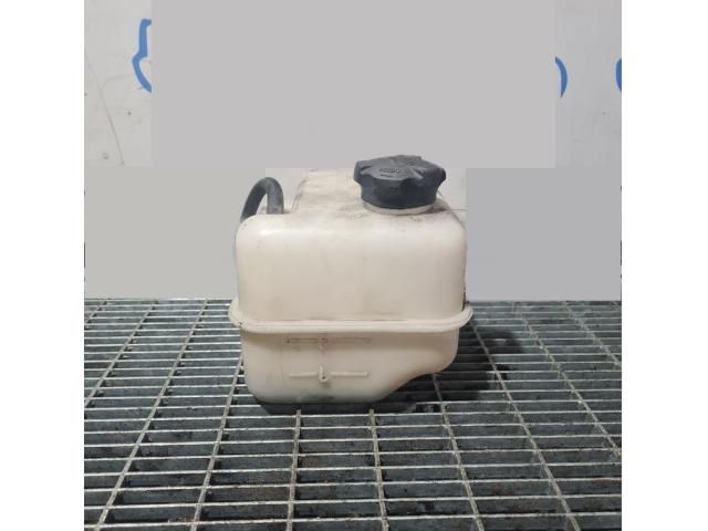 bontott KIA SPORTAGE Kiegyenlítő Tartály