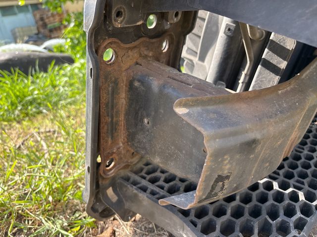 bontott KIA SPORTAGE Komplett Homlokfal (Részeivel)