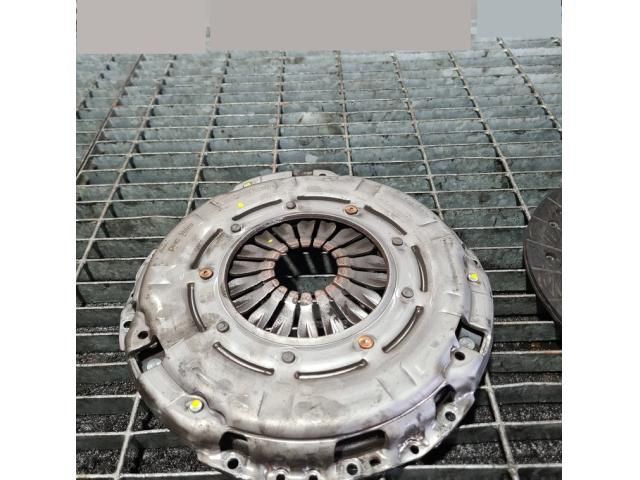 bontott KIA SPORTAGE Kuplung Szett (Szerkezet, Tárcsa)