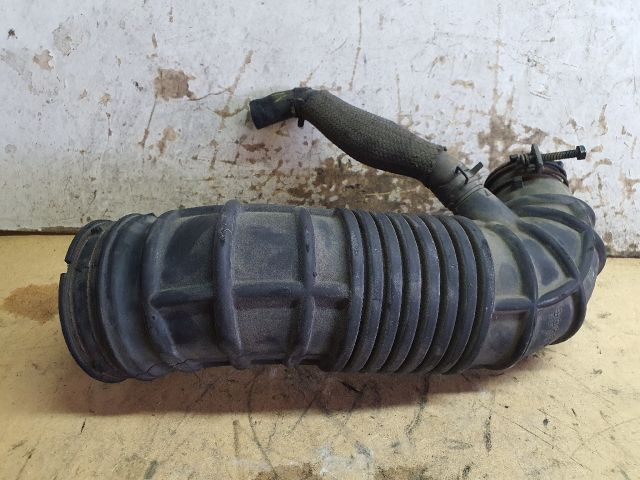 bontott KIA SPORTAGE Légbeömlő Cső