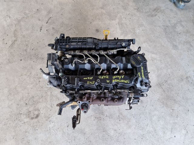 bontott KIA SPORTAGE Motor (Fűzött blokk hengerfejjel)