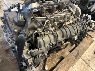 bontott KIA SPORTAGE Motor (Fűzött blokk hengerfejjel)