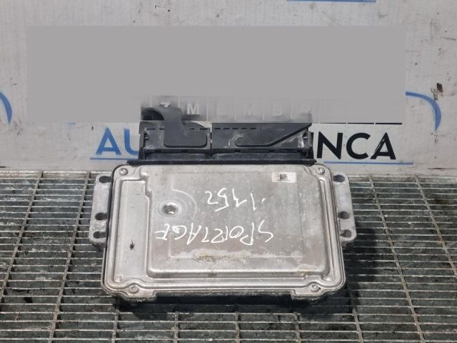 bontott KIA SPORTAGE Motorvezérlő