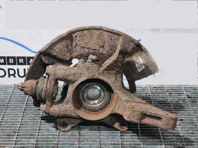 bontott KIA SPORTAGE Bal első Csonkállvány