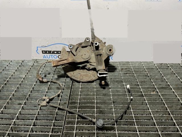 bontott KIA SPORTAGE Bal hátsó Csonkállvány