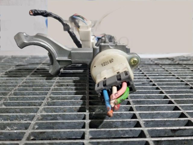 bontott KIA SPORTAGE Gyújtáskapcsoló