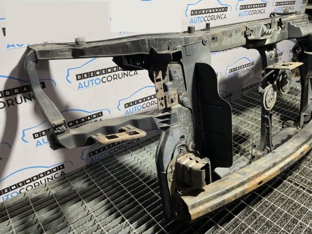 bontott KIA SPORTAGE Homlokfal (Üres lemez)