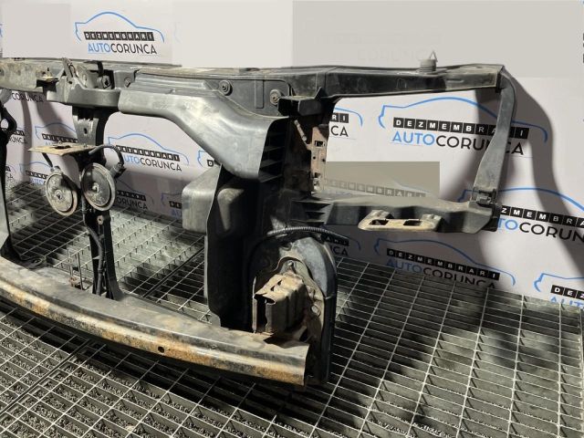 bontott KIA SPORTAGE Homlokfal (Üres lemez)