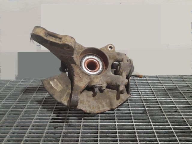 bontott KIA SPORTAGE Bal első Csonkállvány