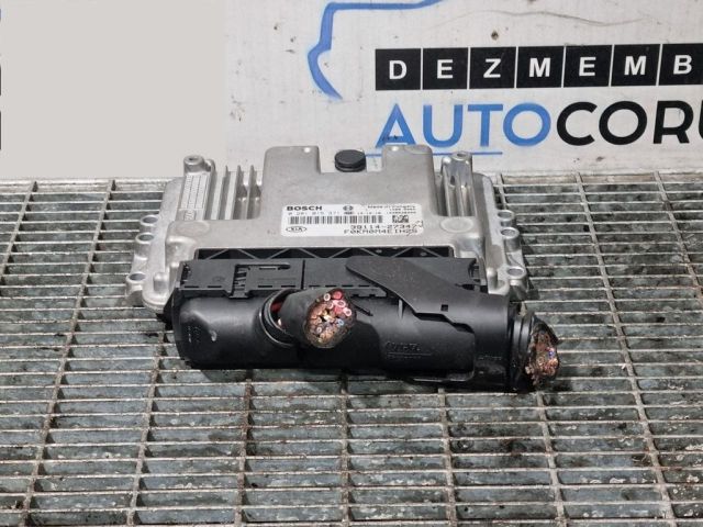 bontott KIA SPORTAGE Motorvezérlő