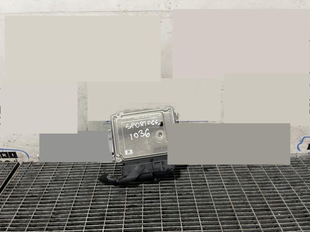 bontott KIA SPORTAGE Motorvezérlő