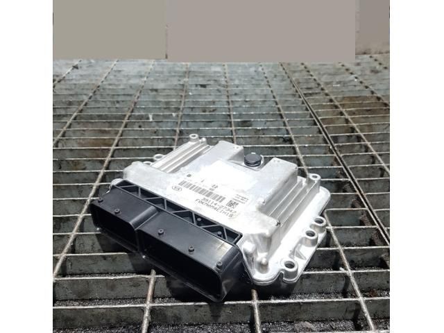 bontott KIA SPORTAGE Motorvezérlő