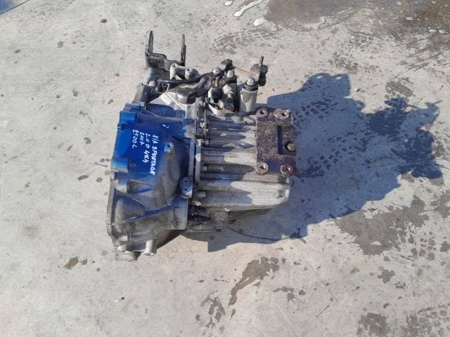 bontott KIA SPORTAGE Váltó (Mechanikus)