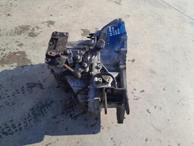 bontott KIA SPORTAGE Váltó (Mechanikus)