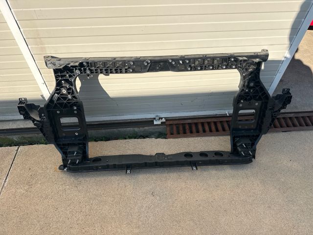 bontott KIA SPORTAGE Homlokfal (Üres lemez)