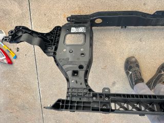 bontott KIA SPORTAGE Homlokfal (Üres lemez)