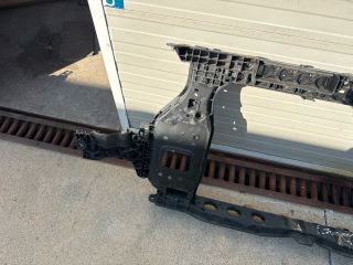 bontott KIA SPORTAGE Homlokfal (Üres lemez)