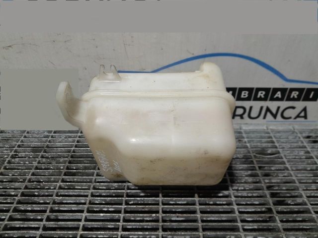 bontott KIA SPORTAGE Kiegyenlítő Tartály