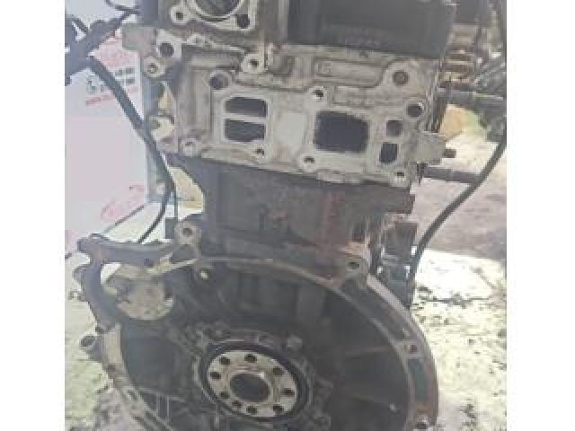 bontott KIA SPORTAGE Motor (Fűzött blokk hengerfejjel)