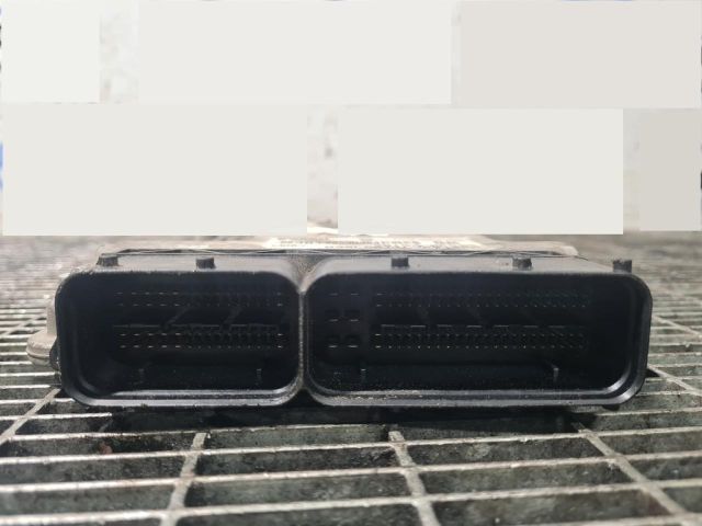 bontott KIA SPORTAGE Motorvezérlő