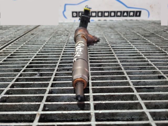 bontott KIA SPORTAGE Porlasztó (1 db)